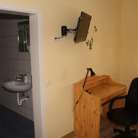 Hotel Deutsches Haus 2*
